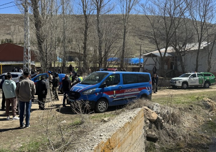 GÜNCELLEME - Bayburt'ta muhtarlık seçimi nedeniyle çıkan kavgada 1 kişi yaralandı