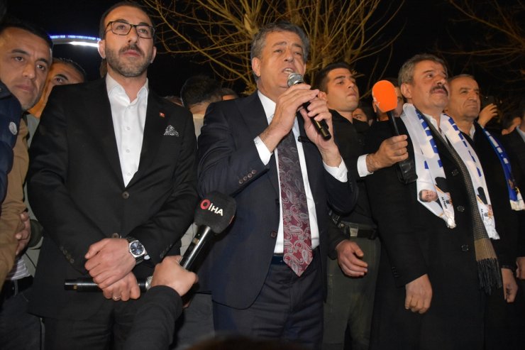 Şırnak Belediye Başkanlığını kazanan AK Parti'nin adayı Mehmet Yarka'dan açıklama: