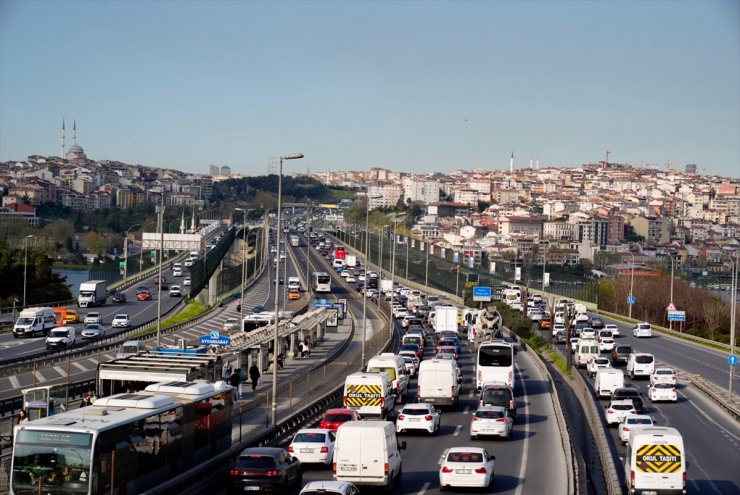 İstanbul'da bayram öncesi trafik yoğunluğu