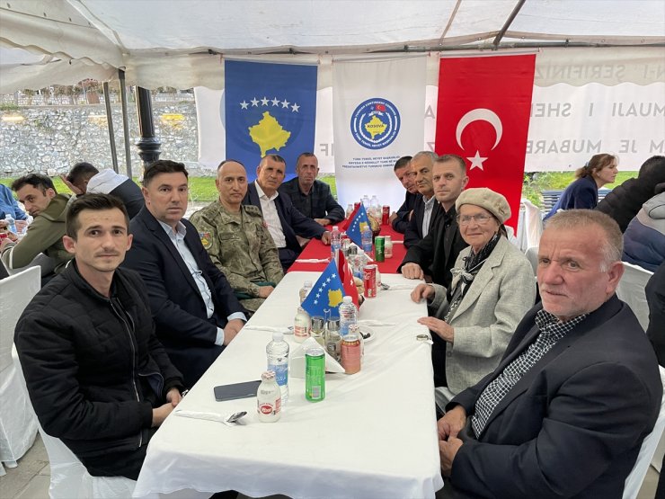 KFOR bünyesinde görevli Türk askeri, Kosova'da Kadir Gecesi dolayısıyla iftar verdi