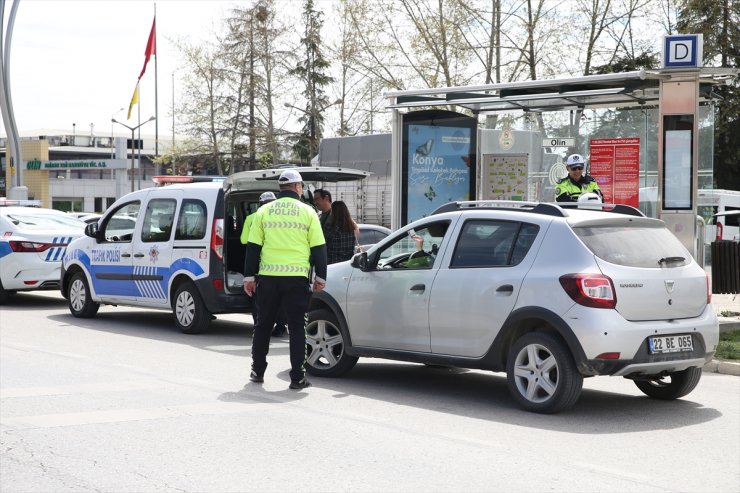 Edirne'de trafik ekipleri dron destekli denetim yaptı