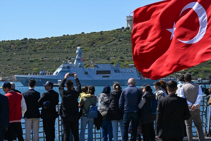 TCG Kınalıada korveti, Japonya Seyri için Foça'dan törenle uğurlandı