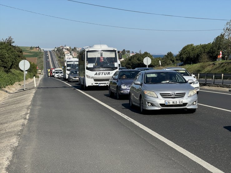 Tekirdağ-İstanbul kara yolunda bayram tatili yoğunluğu yaşanıyor