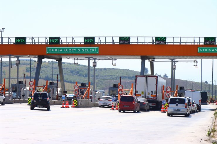 İstanbul-İzmir Otoyolu'nda bayram tatili hareketliliği sürüyor