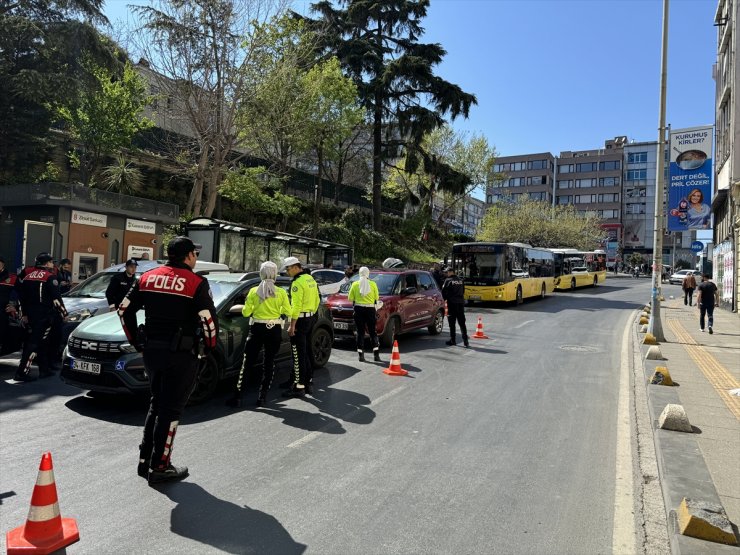 İstanbul'da "Yeditepe Huzur" asayiş uygulaması yapıldı