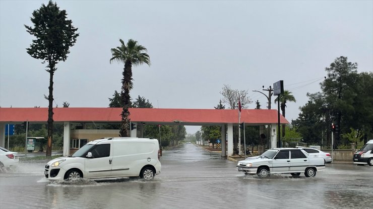 Şanlıurfa'da sağanak etkili oldu