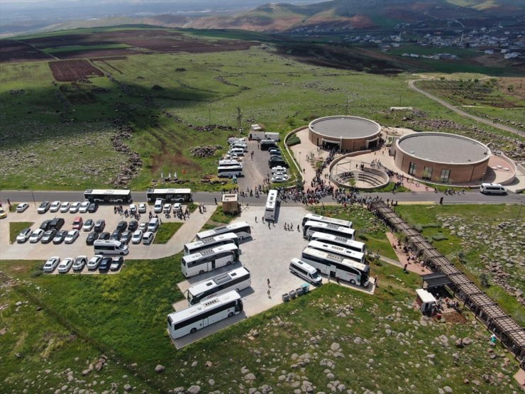 Göbeklitepe, 11 bin 454 kişiyle günlük ziyaretçi rekorunu kırdı