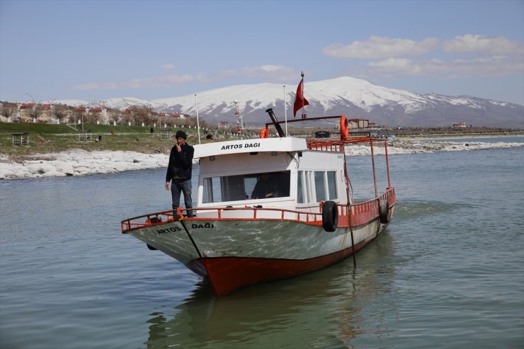 Van Gölü'nde 3 ay sürecek av yasağı başladı