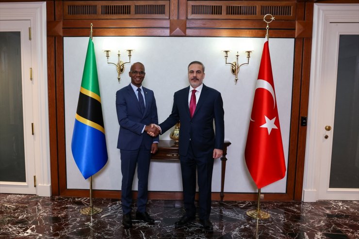 Dışişleri Bakanı Fidan, Tanzanya Dışişleri Bakanı Makamba ile görüştü