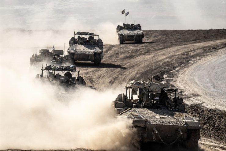 İsrail ordusunun Gazze çevresindeki askeri hareketliliği devam ediyor