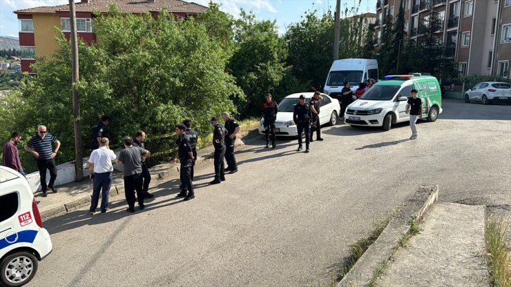 Karabük'te yüksekten düşen 2 yaşındaki çocuk yaralandı