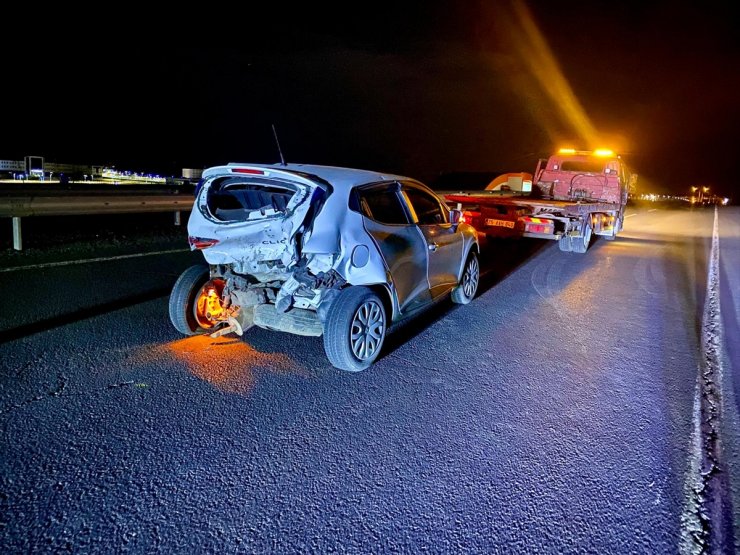 Ardahan'da 2 otomobilin çarpıştığı kazada 4 kişi yaralandı