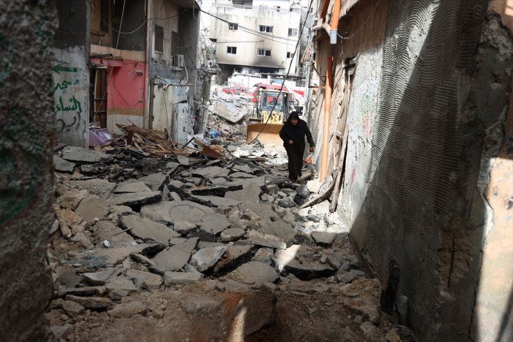 İsrail, Batı Şeria'daki Nur Şems Mülteci Kampı'ndan ardında büyük bir yıkım bırakarak çekildi