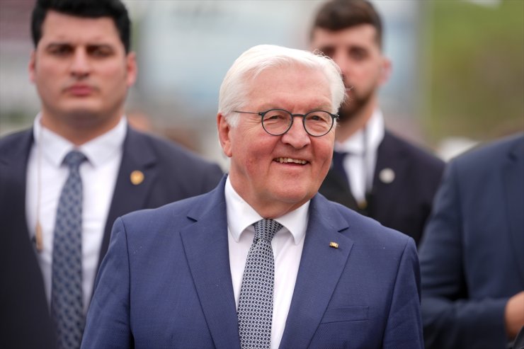 Almanya Cumhurbaşkanı Steinmeier, İstanbul'da vapurla Boğaz turu yaptı