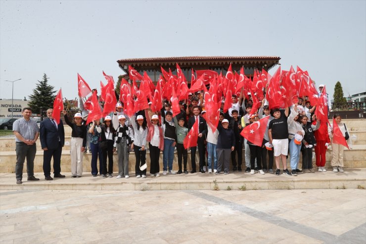 Tokat'ta depremden etkilenen çocukları Belediye Başkanı Yazıcıoğlu ağırladı