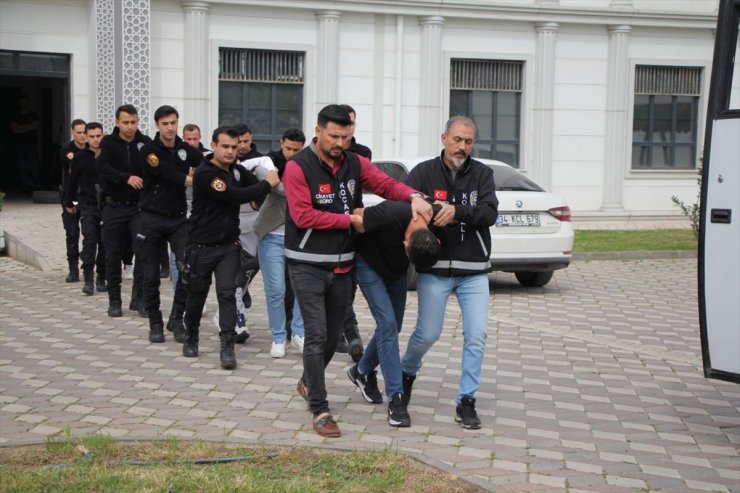 GÜNCELLEME - Kocaeli'de kahvehanede bir kişinin silahla öldürülmesine ilişkin 2 kişi tutuklandı