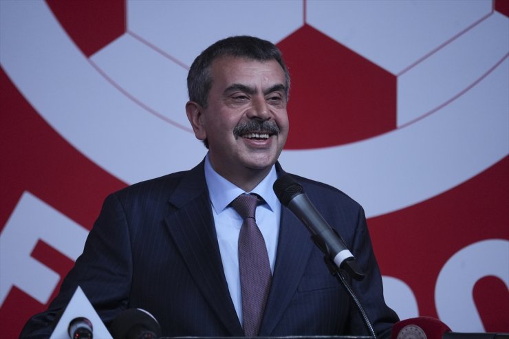 Milli Eğitim Bakanı Tekin, "Futbol Gelişim Projesi Bilgilendirme Toplantısı"nda konuştu: