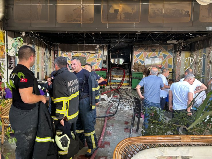Adana'da kafeteryada çıkan yangın söndürüldü