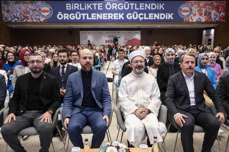 Türkiye Gençlik STK'ları Platformunca "Gençlerin inanç ve dindarlık algısı" temalı forum düzenlendi