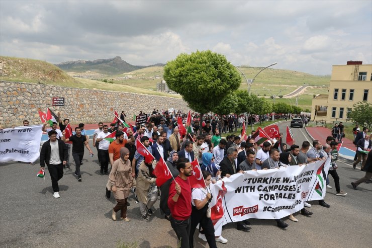 Mardin'de, ABD üniversitelerindeki Filistin eylemlerine destek yürüyüşü