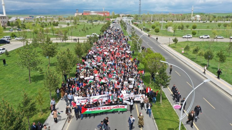 Ağrı'da üniversite öğrencileri İsrail'in Gazze'ye yönelik saldırılarını protesto etti