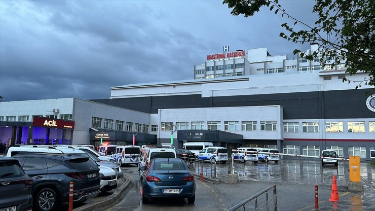 Erzurum'da sağlıkçılar ile polislere saldırdıkları iddiasıyla 3 kişi gözaltına alındı