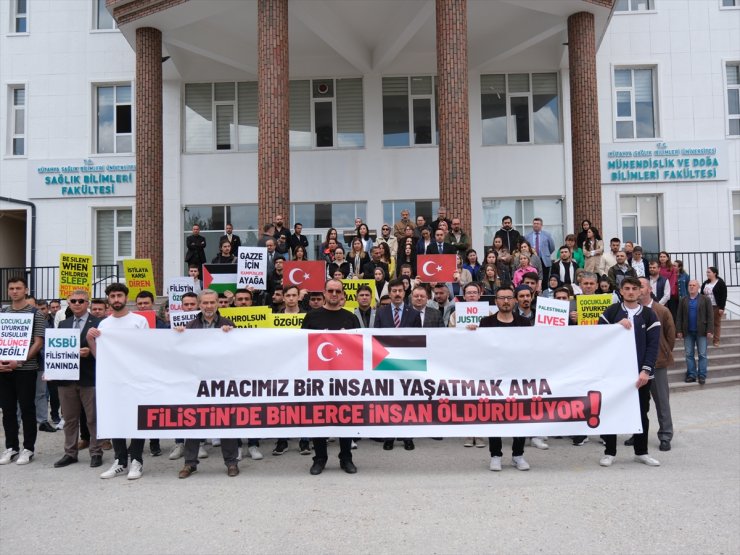 Kütahya Sağlık Bilimleri Üniversitesi öğrencileri Filistin'e destek yürüyüşü yaptı