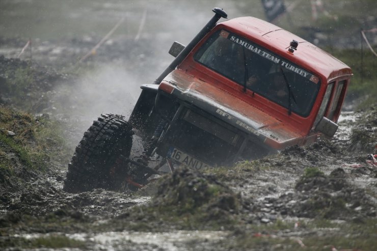 Off-road tutkunları Düzce'deki şenlikte buluştu