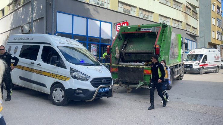 Bursa'da çöp arabasının çarptığı kadın hayatını kaybetti