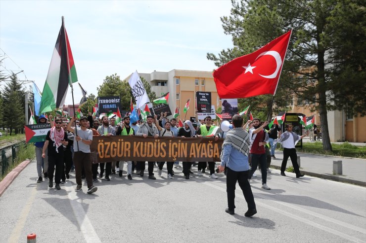 Konya'da üniversite öğrencileri İsrail'in Gazze saldırılarına tepki gösterdi