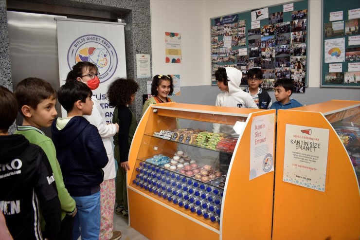 Bitlis'te "kantin size emanet" uygulamasıyla öğrencilere güven duygusu aşılanıyor