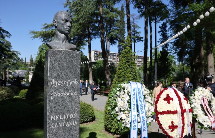 Gürcistan'da 9 Mayıs Zafer Günü kutlandı
