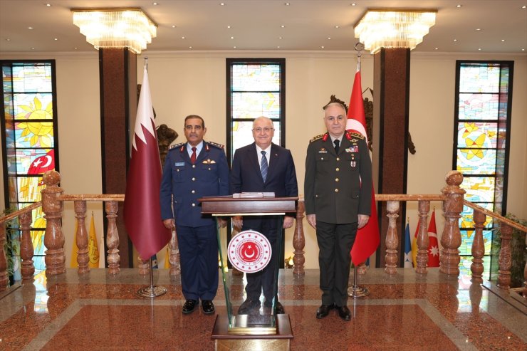 Milli Savunma Bakanı Güler, Katar Genelkurmay Başkanı Korgeneral Al-Nabet'i kabul etti