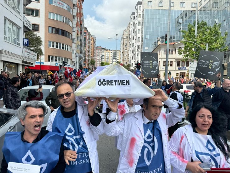 Samsun ve çevre illerde eğitim sendikalarından okul müdürünün öldürülmesine tepki