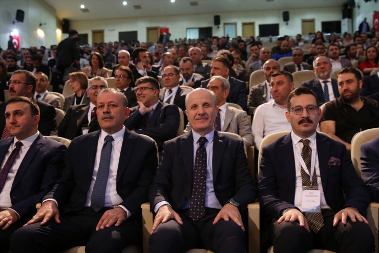YÖK Başkanı Özvar, "Bölgesel Kalkınma Odaklı Misyon Farklılaşması ve İhtisaslaşma Programı"nda konuştu:
