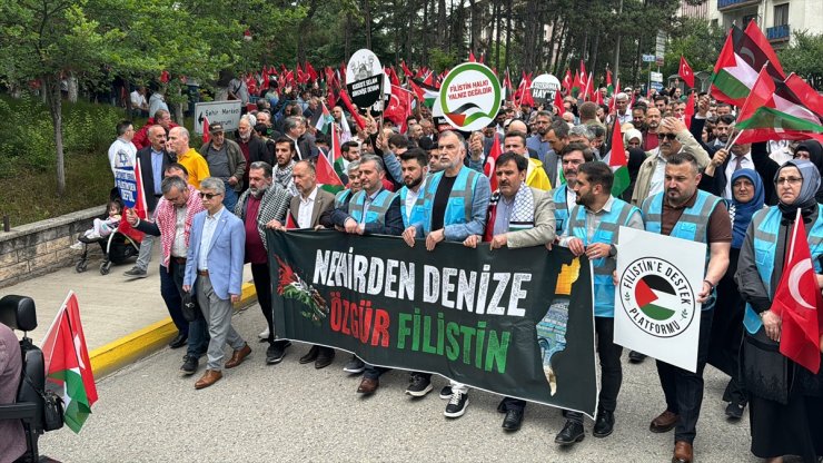 İsrail'in Gazze'ye yönelik saldırıları Sakarya ve Karabük'te protesto edildi