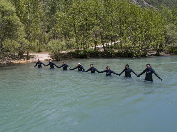 Kurtarma ekipleri Munzur Çayı'nda boğulma vakalarına müdahale güçlerini artırıyor