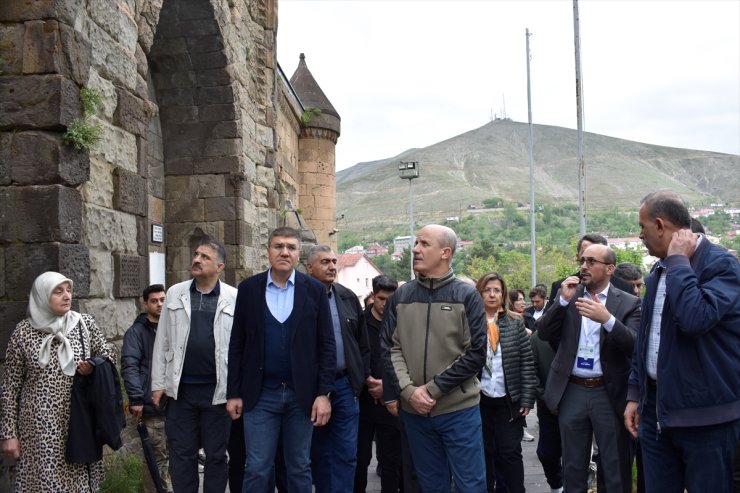 YÖK Başkanı Prof. Dr. Özvar, Bitlis'teki tarihi mekanları gezdi: