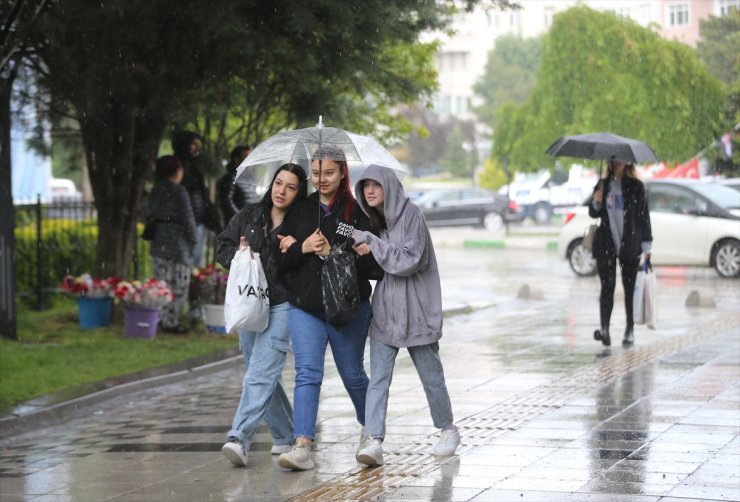 Kırklareli'nde sağanak etkili oldu