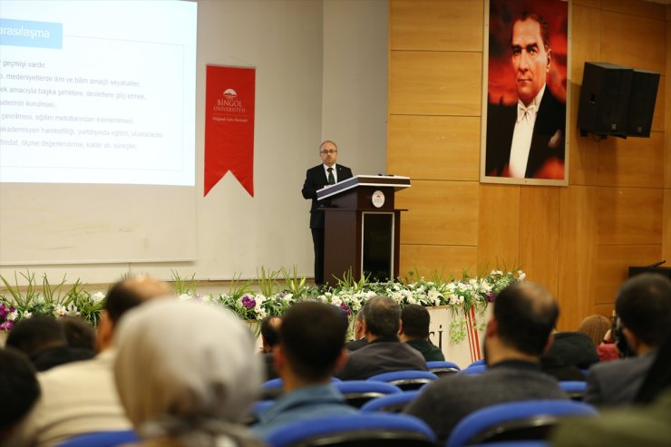 Bingöl'de "Eğitimde Uluslararasılaşma ve Türkiye Konferansı" düzenlendi