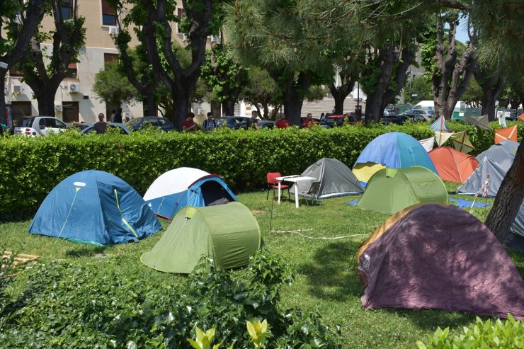 Roma Sapienza Üniversitesi'nde öğrenciler, Filistin'e destek için yürüdü