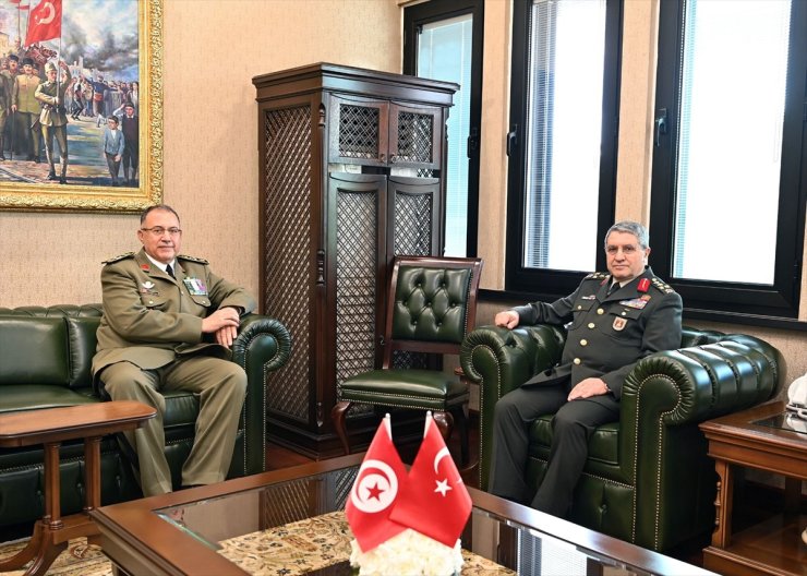 Genelkurmay Başkanı Orgeneral Gürak, Tunus Kara Kuvvetleri Komutanı Korgeneral Ghoul'u kabul etti