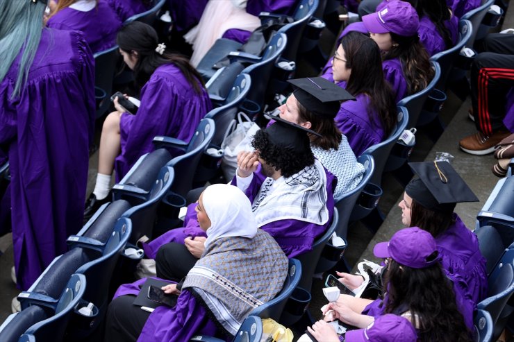 New York Üniversitesi mezuniyet töreninde Filistin'e destek protestosu