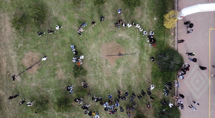 Bilecik'te "Geleneksel Oyunlar Şenliği"nde unutulmaya yüz tutmuş oyunlar oynandı