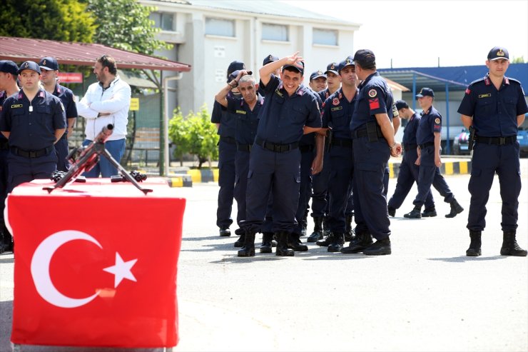 Sakarya'da kamuflaj giyen 47 engelli temsili askerlik yaptı