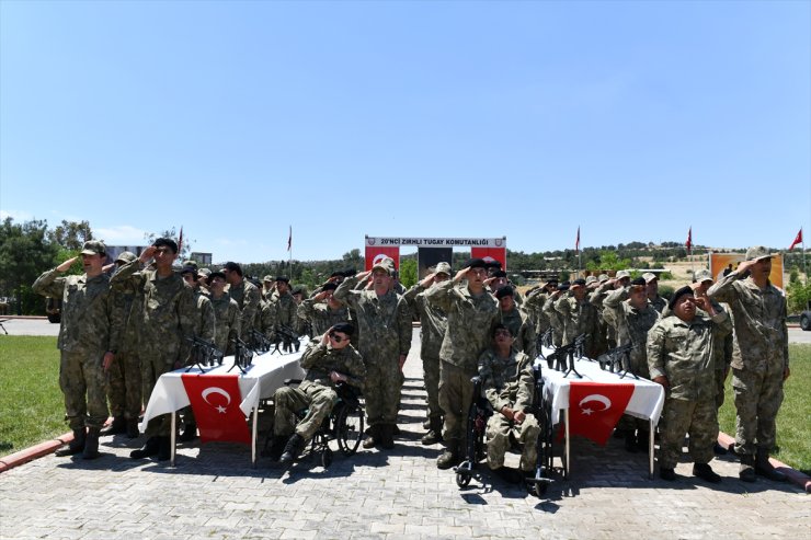 Şanlıurfa'da 36 engelli genç temsili askerlik yaptı