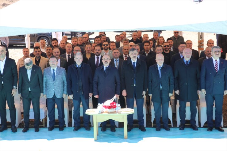 İçişleri Bakan Yardımcısı Turan, Erzurum'da temel atma töreninde konuştu: