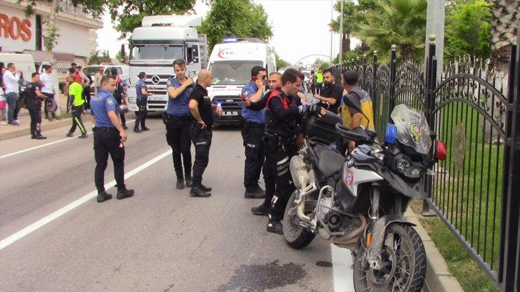 Adıyaman'da motosikletli ekibin kaza yapması sonucu 2 polis yaralandı