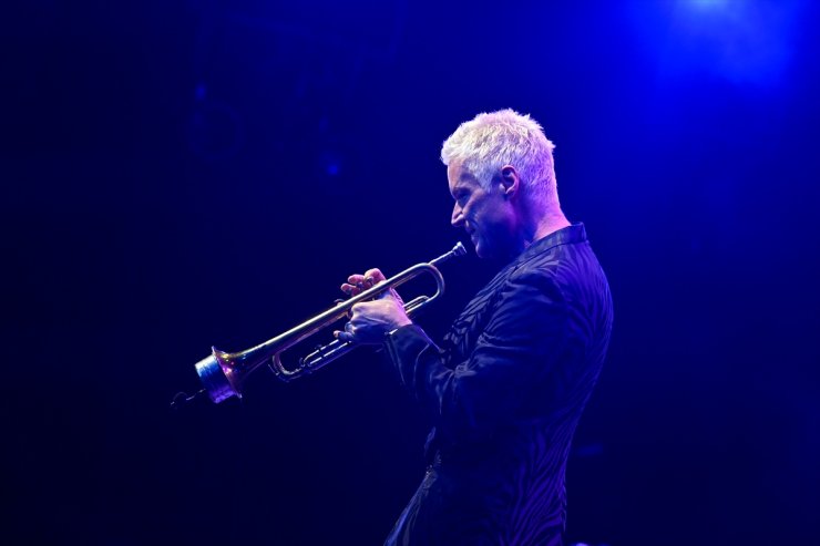 Grammy ödüllü trompet sanatçısı Chris Botti İstanbul'da konser verdi