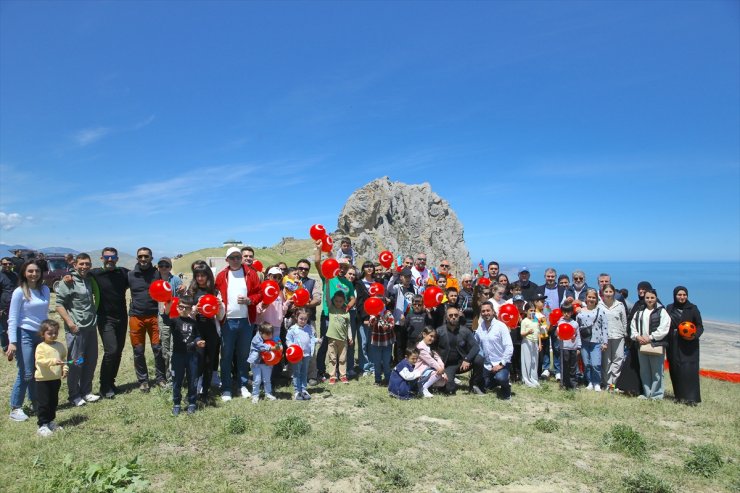 Azerbaycan'da Atatürk'ü Anma, Gençlik ve Spor Bayramı dolayısıyla doğa etkinliği düzenlendi